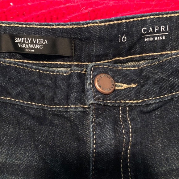 Jeans - Picture 2 of 3